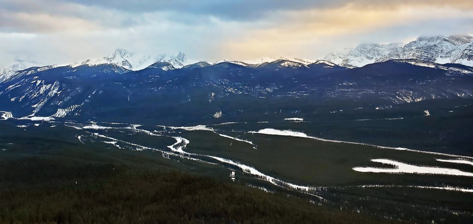 Castle Mountain lookout 1