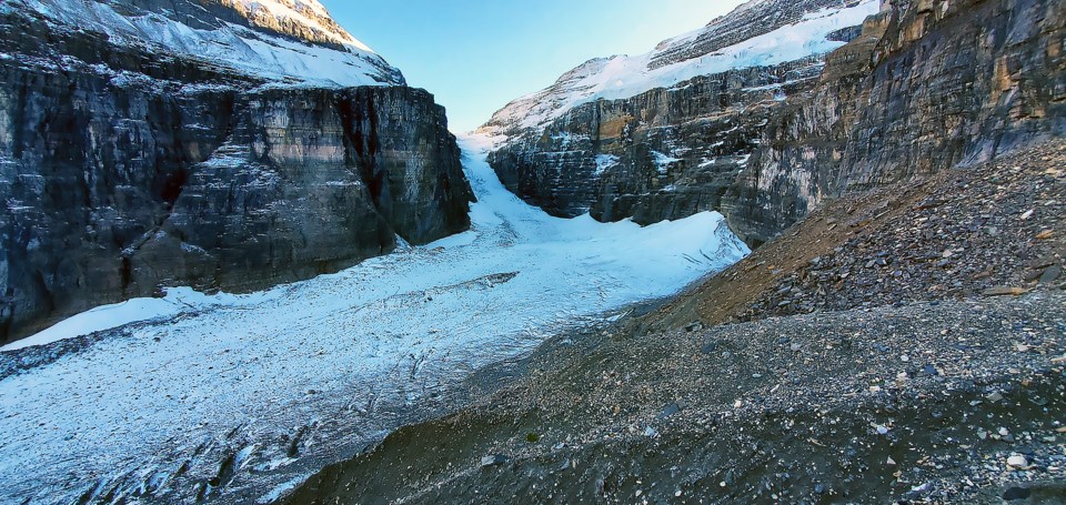 Victoria Glacier 1