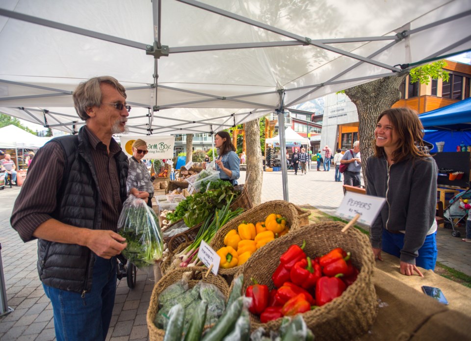 20160526 Canmore Farmers Market 0002