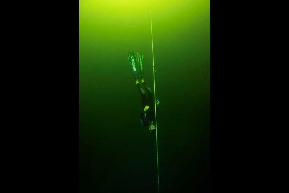 Banff's Thibault De Sainte Maresville dives during the Azul FreeDiving Challenge in Playa del Carmen, Mexico, in May. JORAM MENNES PHOTOGRAPHY