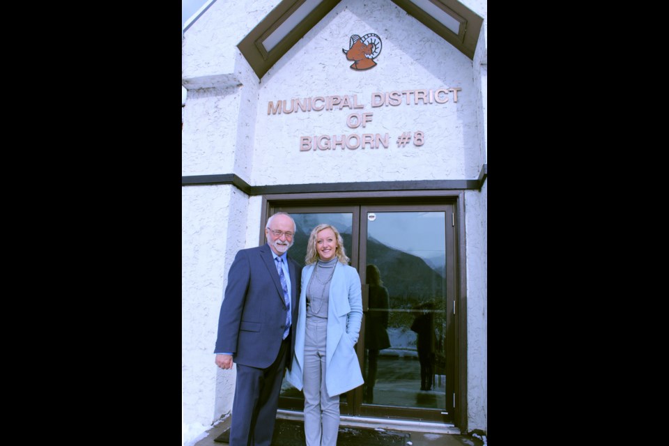 Reeve Dene Cooper poses with Banff-Kananaskis MLA Miranda Rosin during the announcement of the land exchange between the province of Alberta and the MD of Bighorn Monday (Sept. 30) morning.
JENNA DULEWICH RMO PHOTO