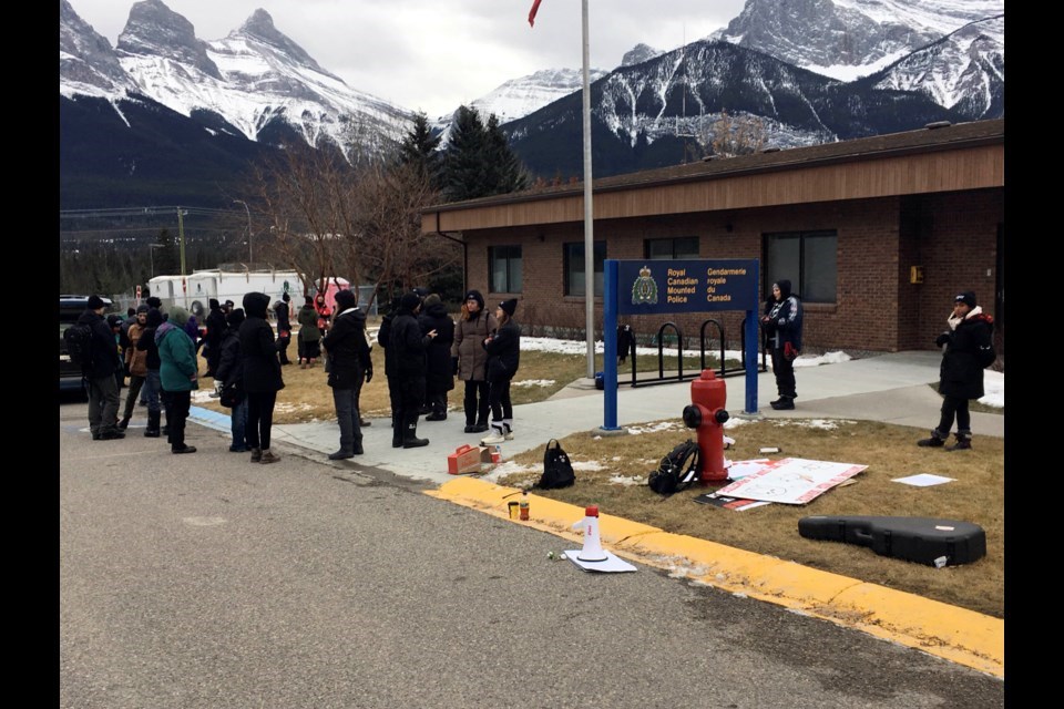 sled dogs arrest