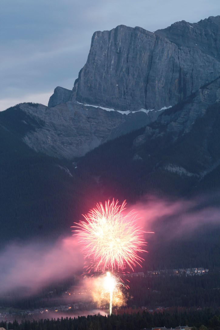 Canada Day fireworks in Canmore – July 1, 2017. TANYA FOUBERT RMO PHOTO