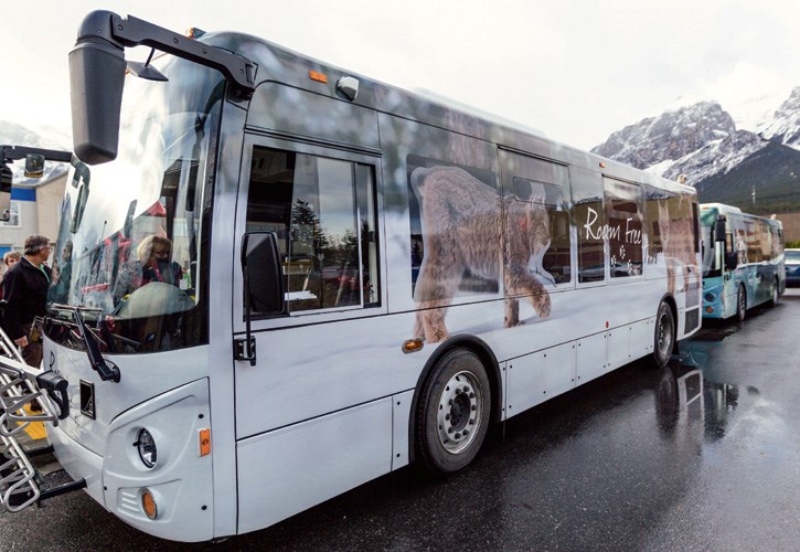 ROAM Canmore Ribbon Cutting