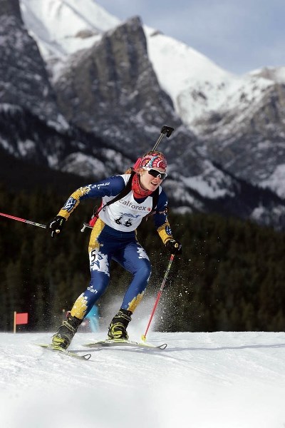 Emma Lunder races at the Canmore Nordic Centre Saturday (Nov. 23).