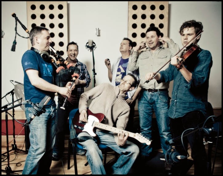Piper Peter Morrison and the Peatbog Faeries play Cornerstone Theatre, Thursday (March 13).