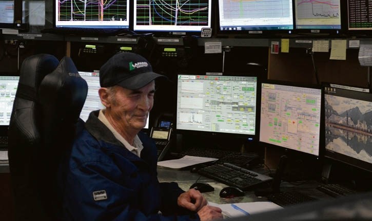 Tony Levstik shuts down Lafarge’s Kiln 4 on Monday (Nov. 30) from the control room. Levstik was the kiln’s first operator when Lafarge started it up in 1975.