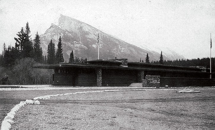 The Frank Lloyd Wright pavilion, circa 1913.