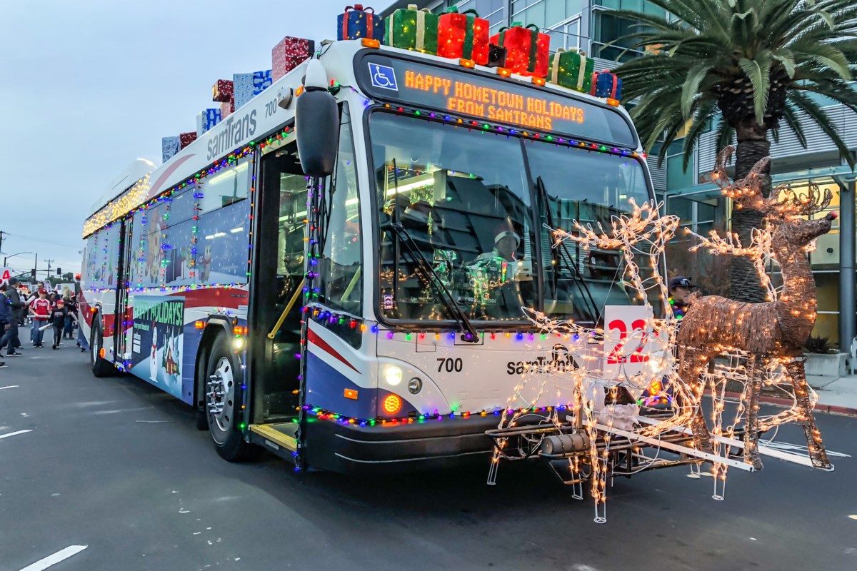 SamTrans returns to Redwood City’s Hometown Holidays parade Redwood