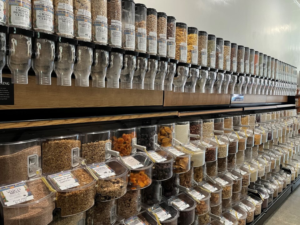 bulk-item-bins-byrds-filling-station