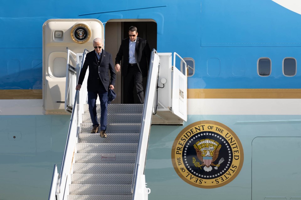 President Joe Biden deboards Air Force One at Moffett Federal Airfield in Mountain View on Jan. 19, 2023. Photo by Magali Gauthier.