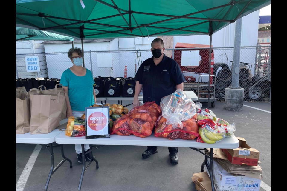 Grocery Outlet donation event