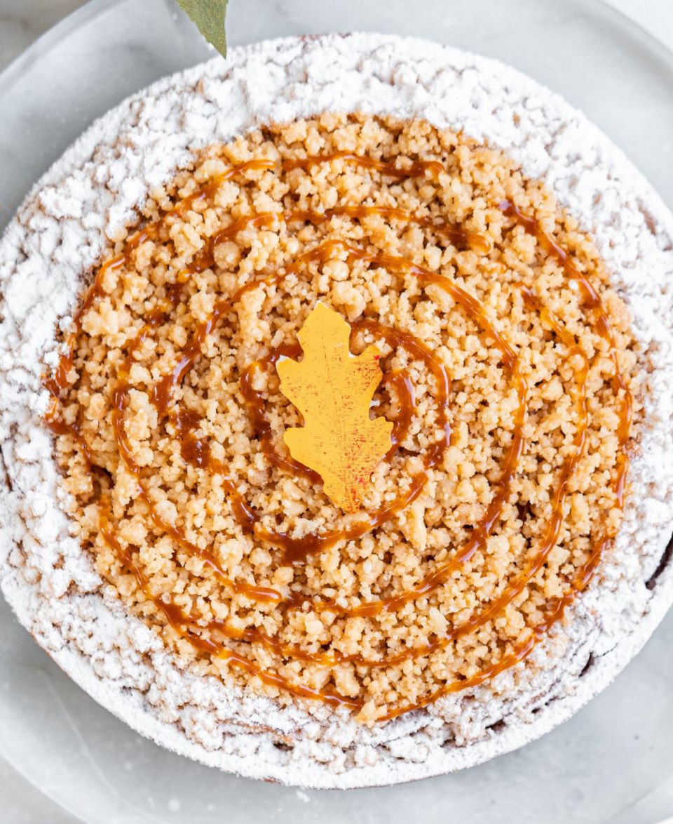 alexanders-patisserie_applepie_web