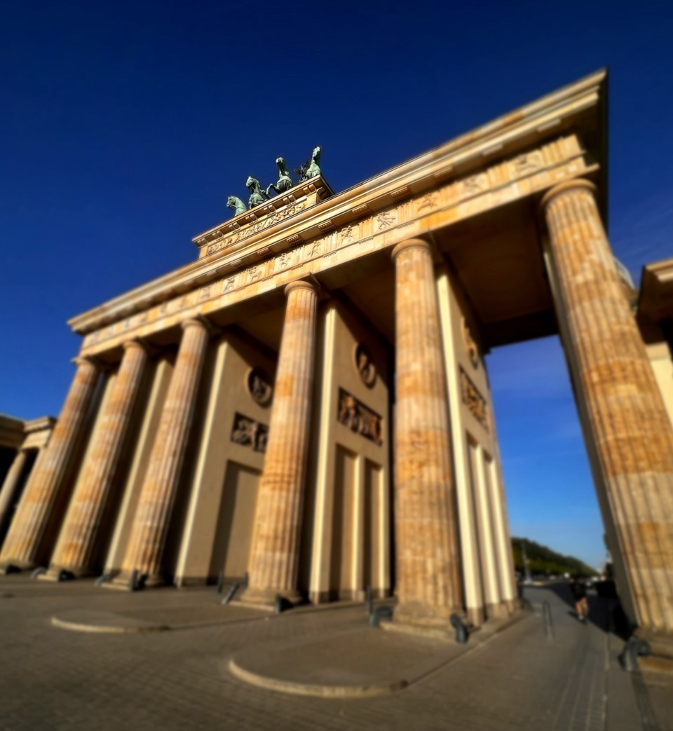 brandenburg_gate_02