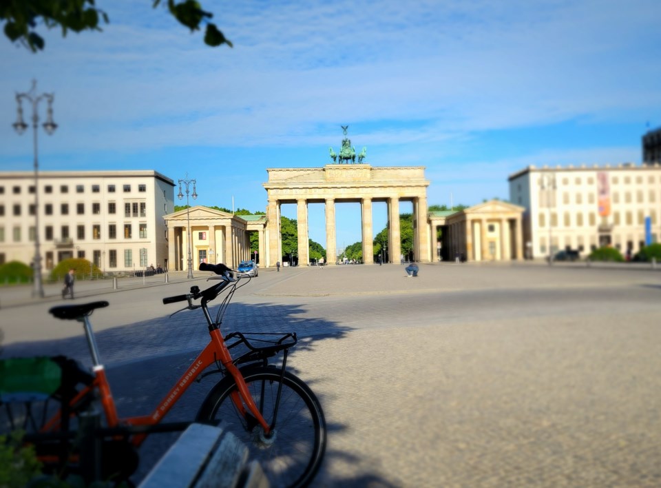 brandenburg_gate_top
