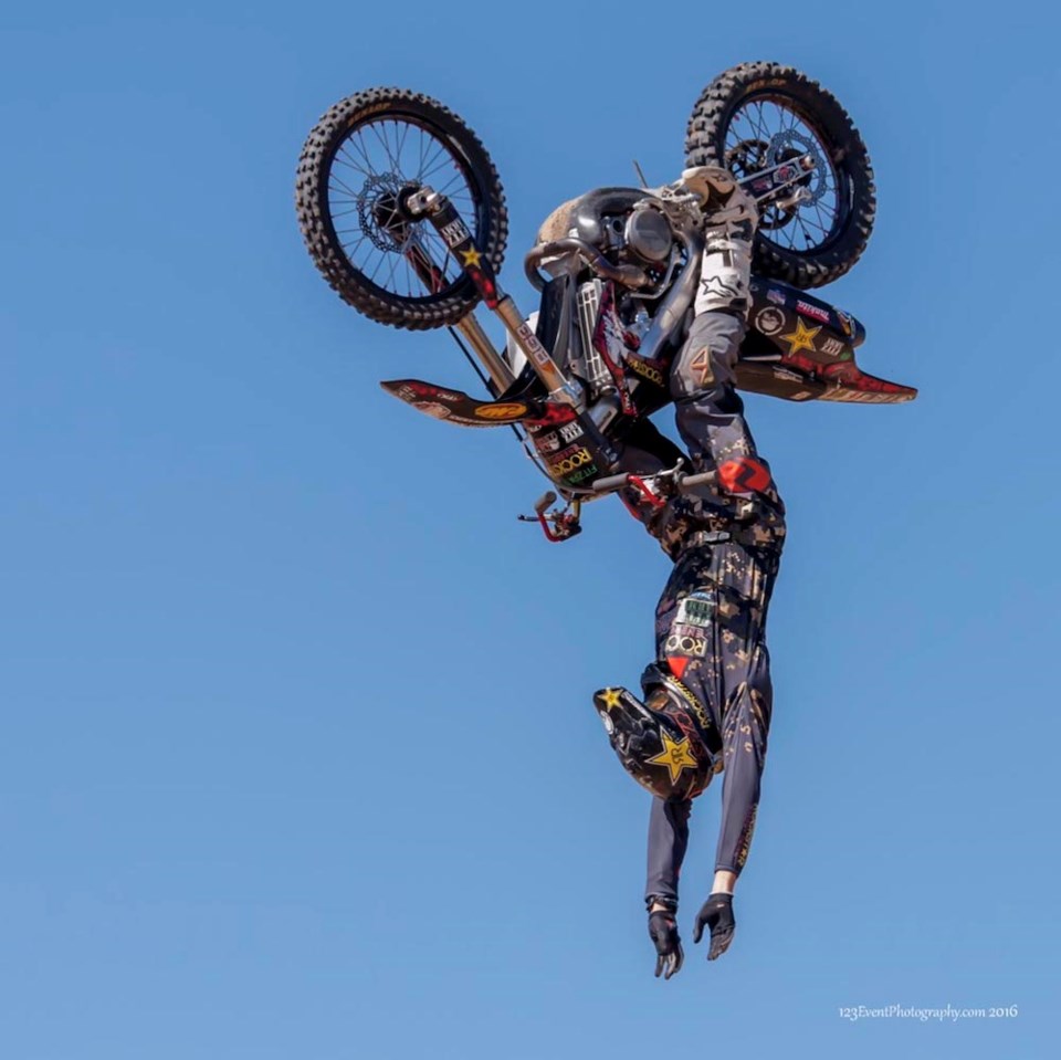 freestyle-motocross-img_7784-300dpi