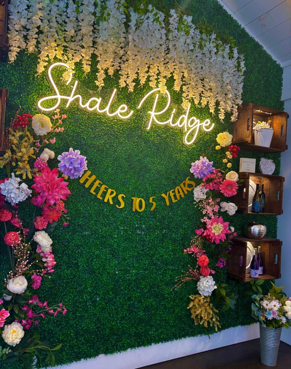 selfie-wall-shale-ridge