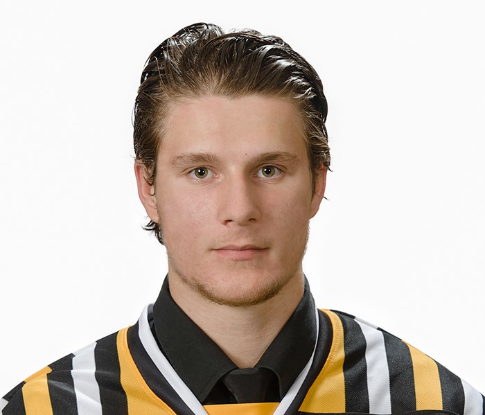 New Jersey Devils spear Zacha in first round of NHL draft The Sarnia Journal
