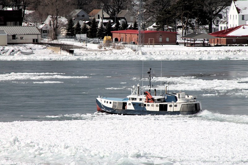 Trawler-3-Ice-Feb-17-16