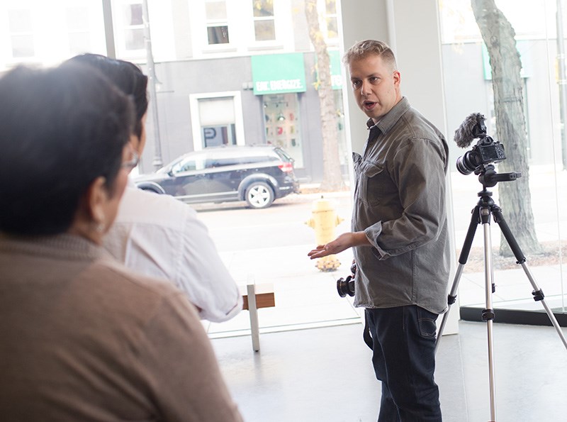 Toronto-based filmmaker Jonathan Staav directs students during a SWIFF workshop on Nov. 4.