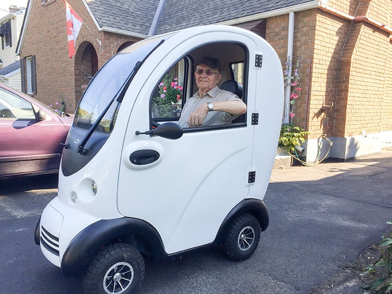 Henry Windler and his new Boomerbuggy.Journal Photo