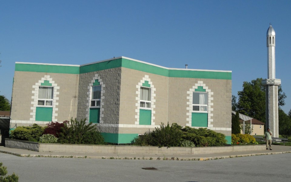 Sarnia Mosque