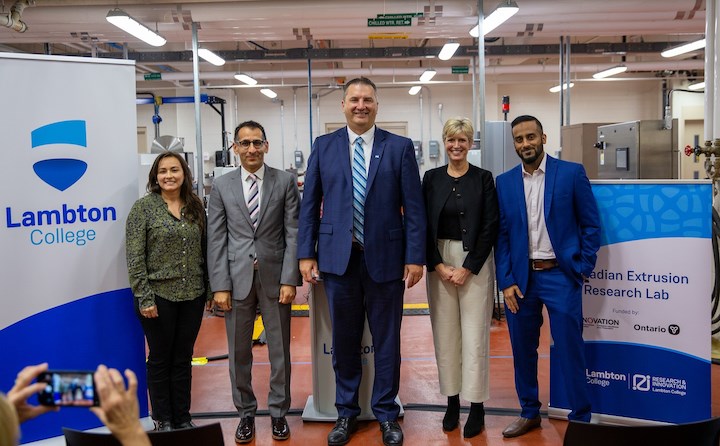 CanadianResearchExtrustionLabAnnouncement_023