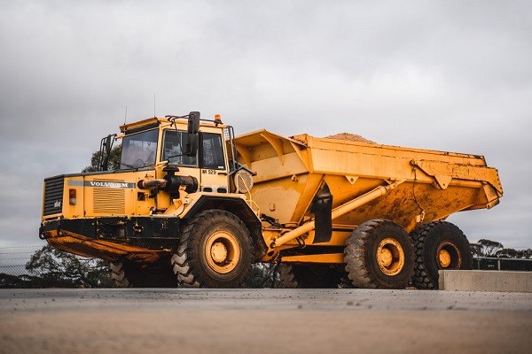 heavy equipment-mining (resize)