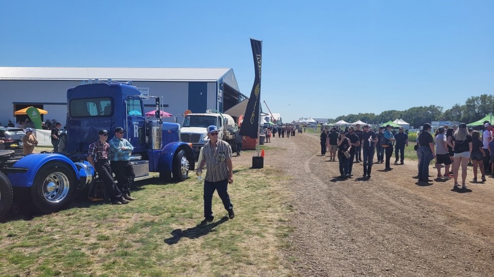 Ag in Motion – Crowd Photo
