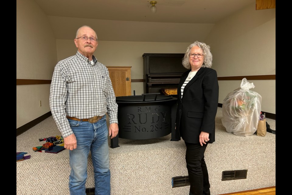 Dennis and Linda Fuglerud. Photo submitted.