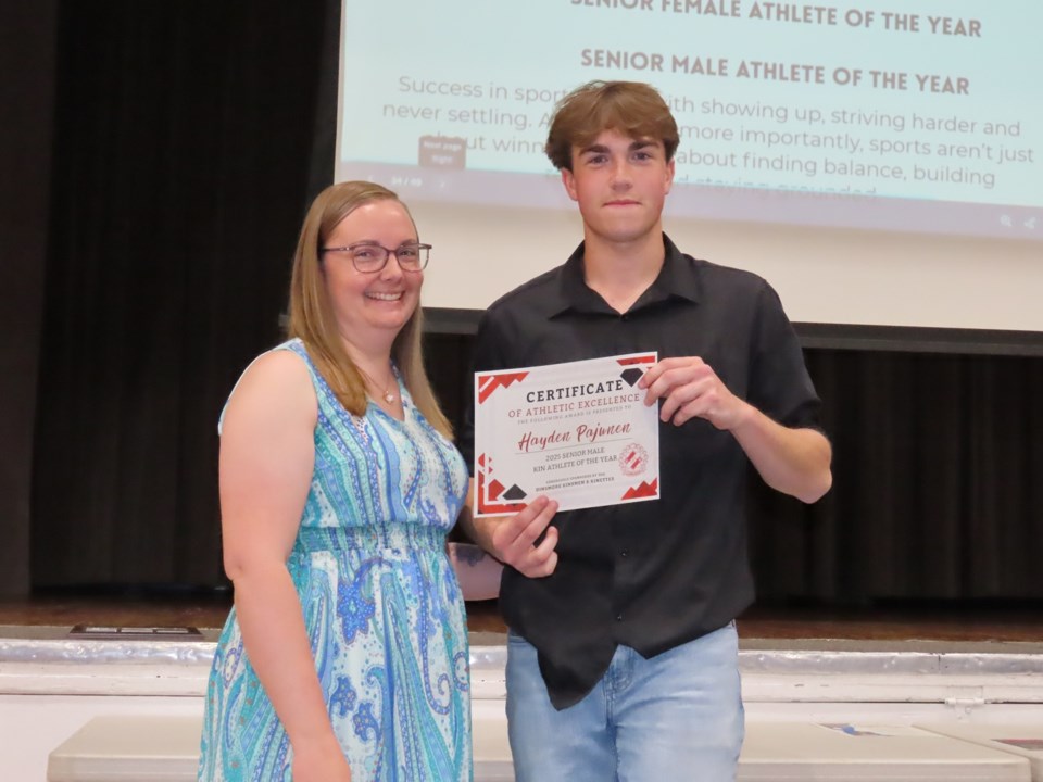 dinsmoreawardsseniormaleathlete