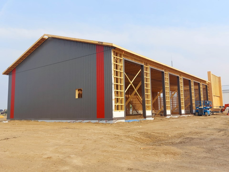 outlooknewhall1