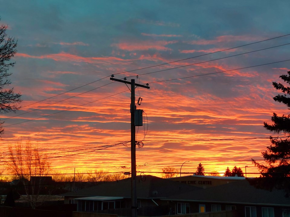 townoutlookskies