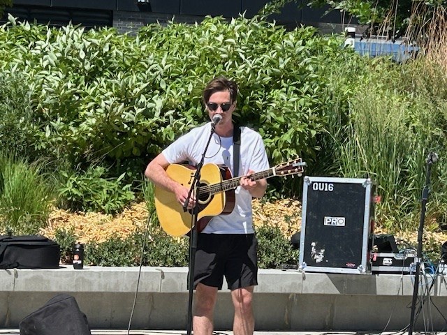 Regina musician, Brett Down, kept audience members enthralled during his hour-long performance July 4 as part of the Neighborhood Pop Up Series that were part of the SaskTel Jazz Festival program.