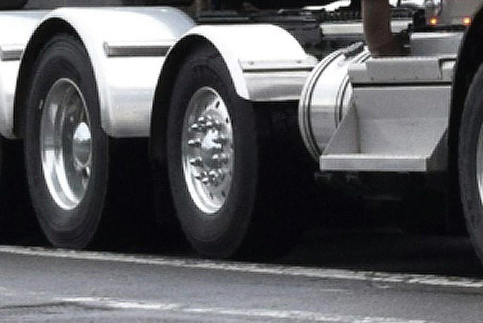 8125i