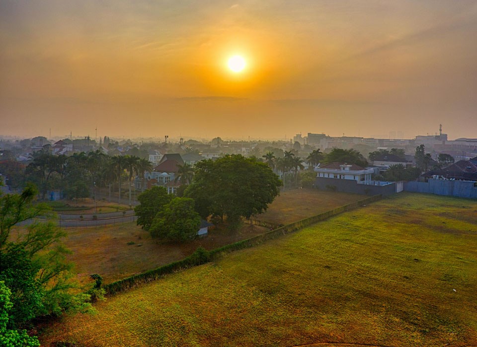 rural-urban-divide-0525