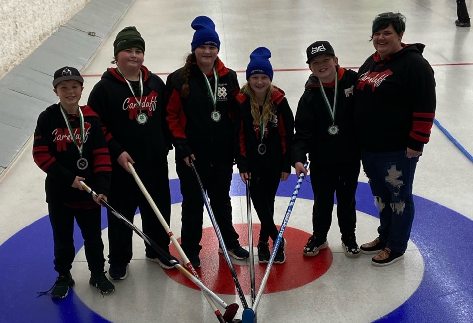 carnduff-4-h-club-curling