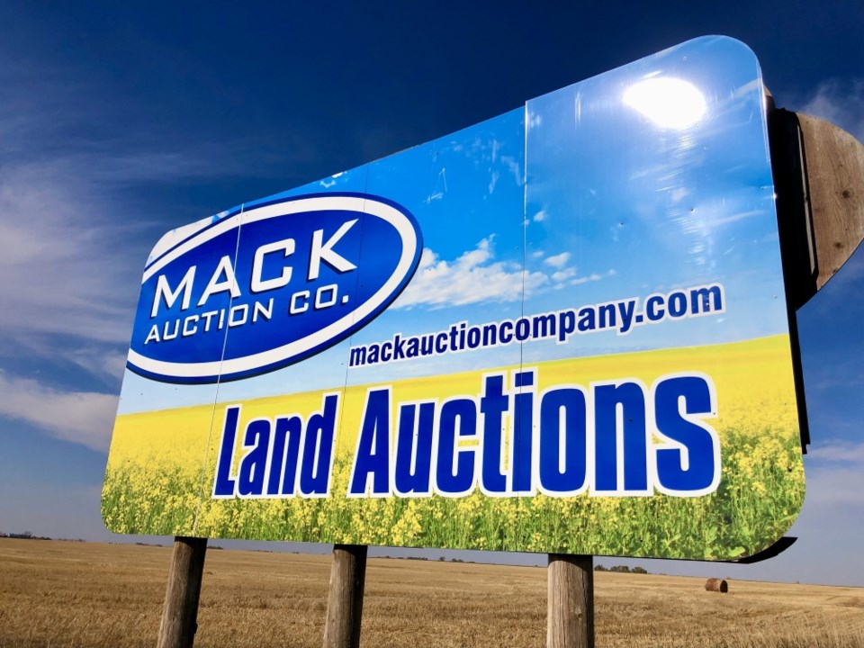mack-auction-sign