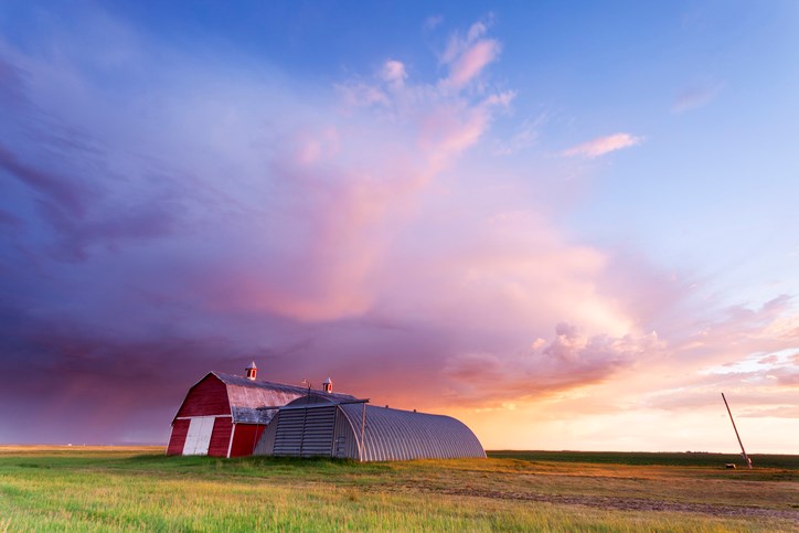 prairie barn