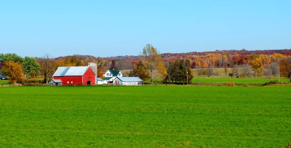 prairiefarmscape0124