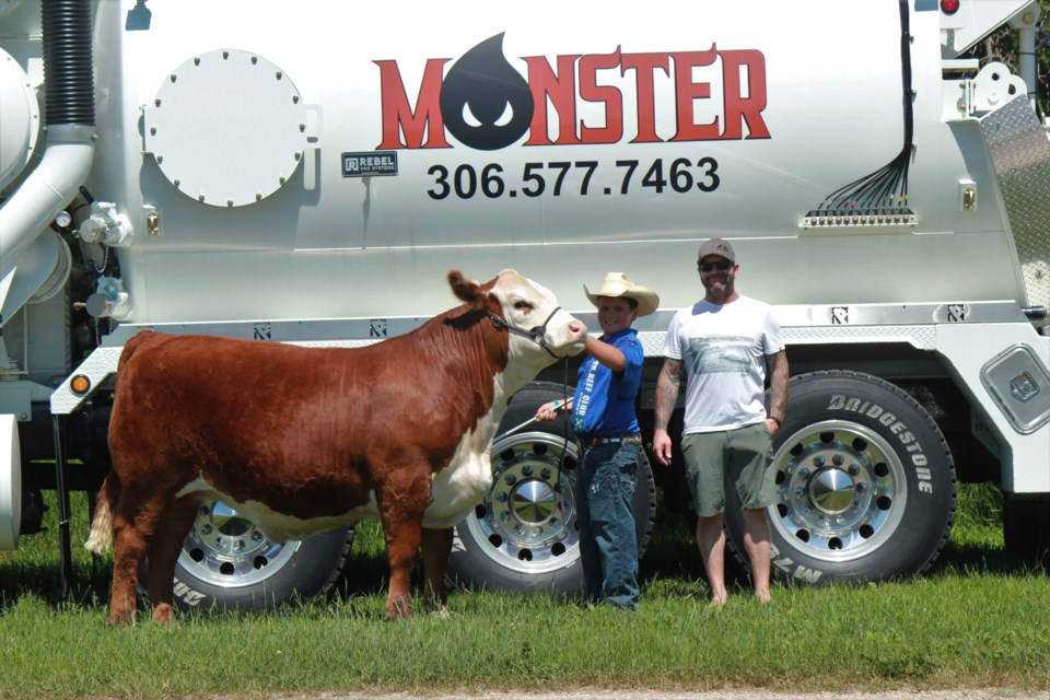 Monster Enterprises (Graham Carter) receives a huge Thank You from Jackson Lees