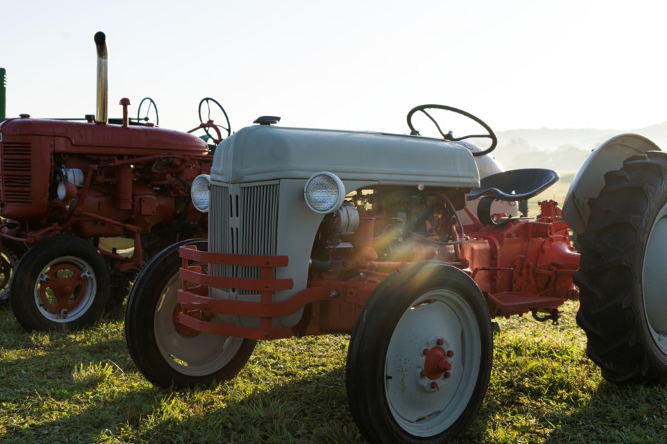 vintagetractor0823