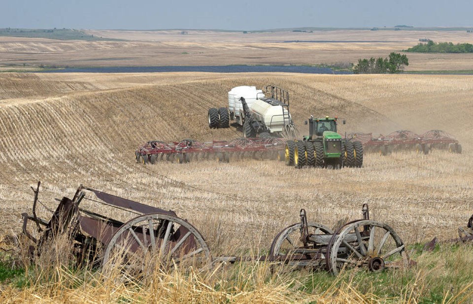 141931_web1_bad052818_seeding-1