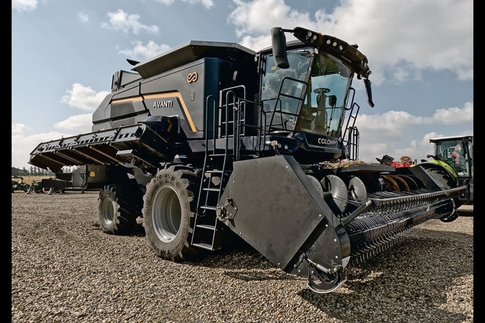 The first Colombo Avanti self-propelled specialty bean combine has been sold to a Manitoba grower. Engineers from the manufacturer have been evaluating its performance under Canadian crop conditions. 