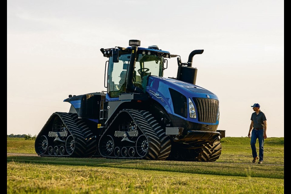 New Holland’s 2025 T9 SmartTrax with PLM Intelligence tractors will have faster road speeds and more horsepower. 
