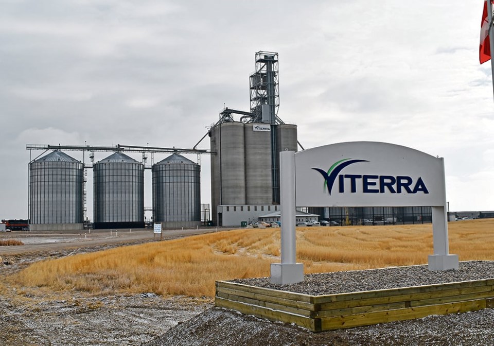 bjg110618_viterra_lethbridge2-1