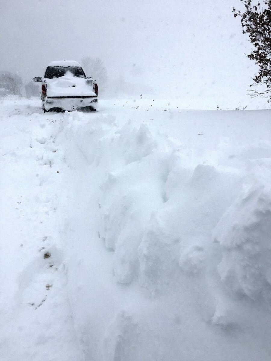 truck-in-snow-3