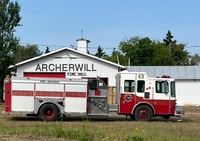 archerwill-fire-truck-in-front-of-fire-hall