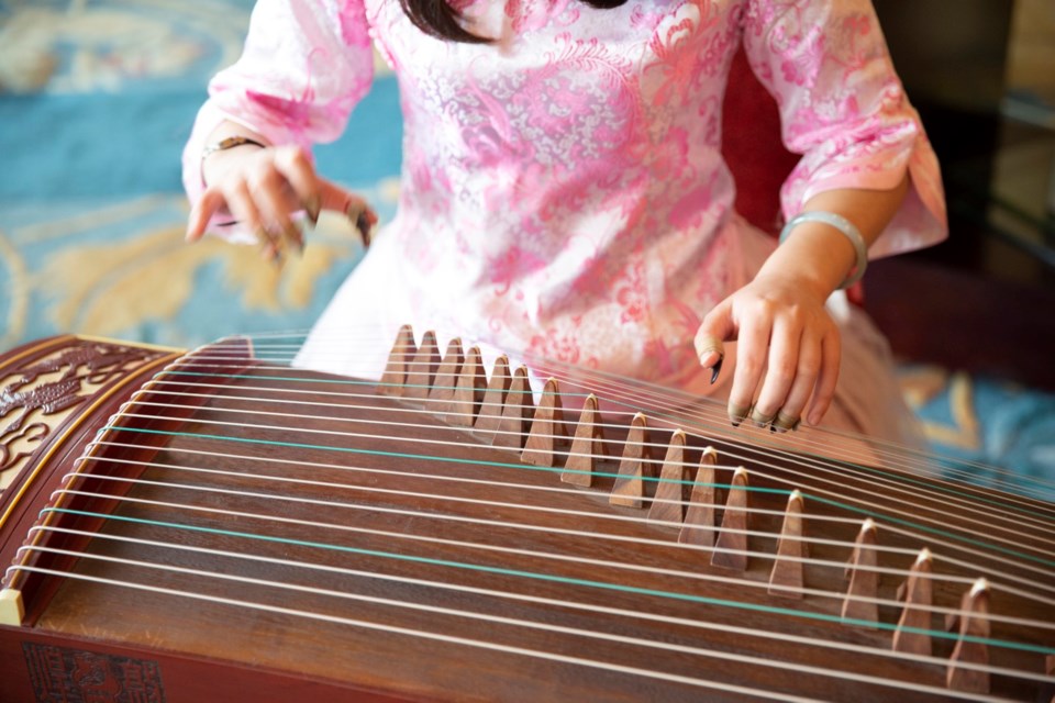 asianmusicalinstrument0124