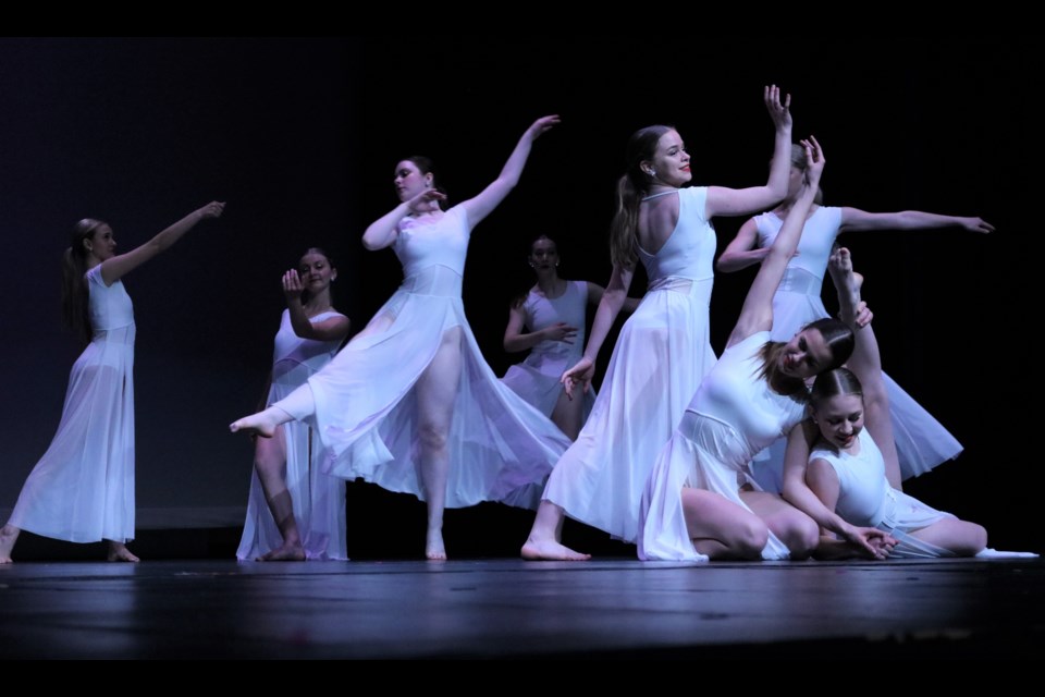 Contemporary dance - Annika Bahrey, Emma Griffith, Caybreyn Haas, Brynn Haider,
Delaney Hove, Elyse Johnson, Willow Kardynal, Avery Knight,
Madison Litvanyi, Marion McInnes and Jensen Trost.